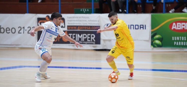 El Servigroup Peñíscola sigue lanzado tras golear en Ferrol (3-7)
