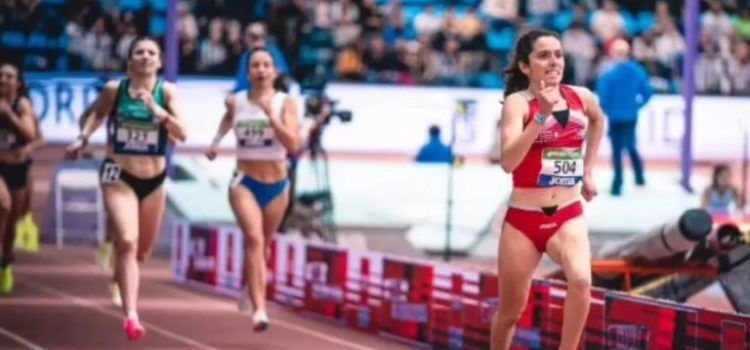 Carla Masip, torna a la competició per la porta gran, amb la 4a plaça als 1500m