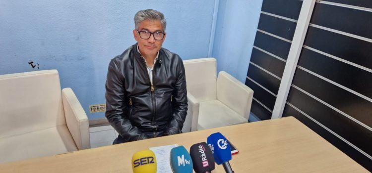 Nova roda de premsa del regidor Manuel Herrera sobre el “cas” de la ferralla venuda per la brigada