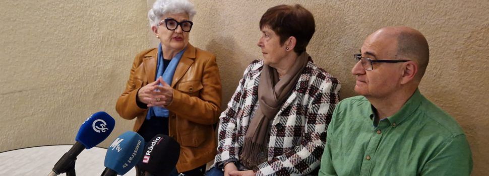 L’alumnat de Cáritas es menjarà la monumental mona de Caixa Vinaròs