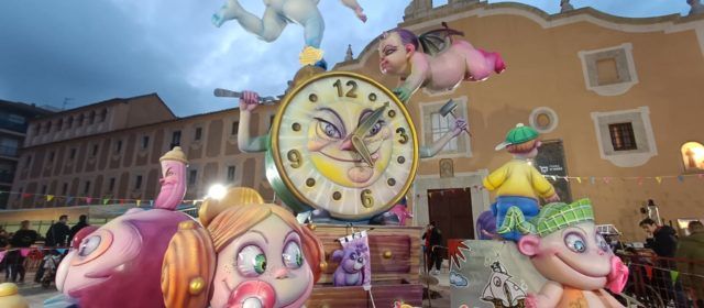 Recull de fotos de les falles de Benicarló 2023