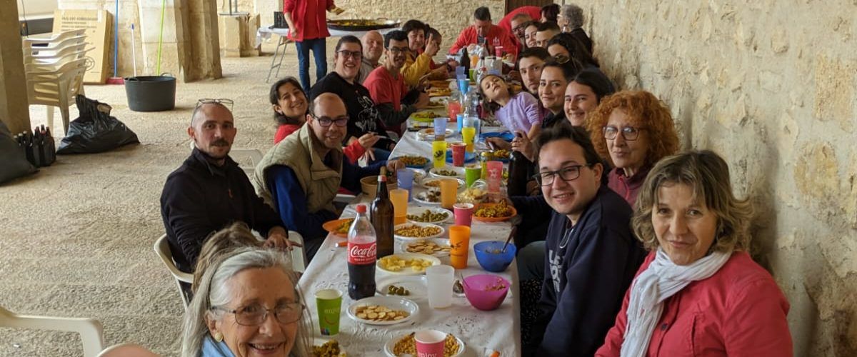 Una “Calçopaella” inicia la temporada de la Colla de Nanos i Gegants de Vinaròs