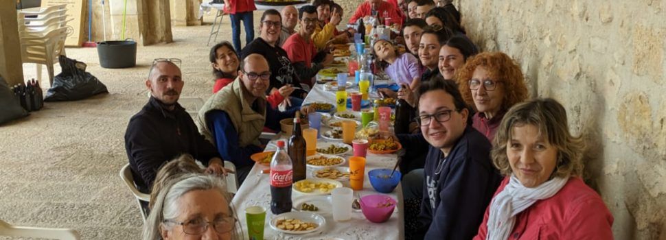 Una “Calçopaella” inicia la temporada de la Colla de Nanos i Gegants de Vinaròs