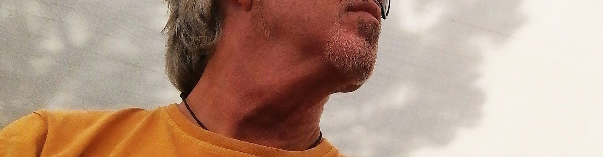 Arturo Gaya reivindica la poesia necessària en la seua nova gira