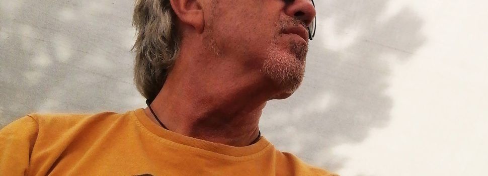 Arturo Gaya reivindica la poesia necessària en la seua nova gira