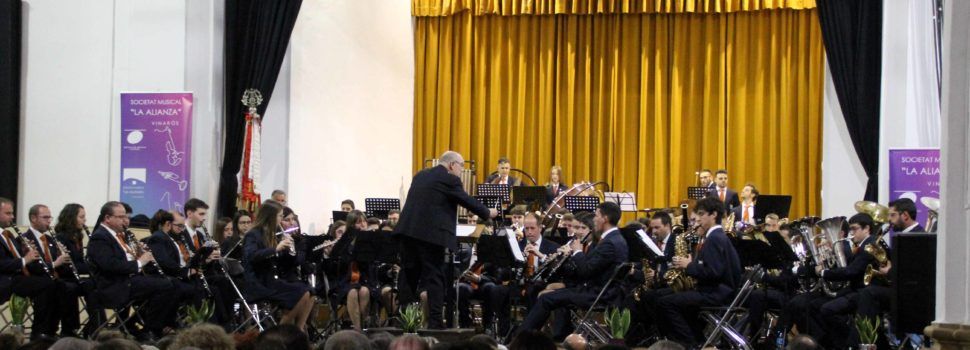 Concierto de la banda sinfónica de La Alianza con especial dedicatoria para Paco Eroles