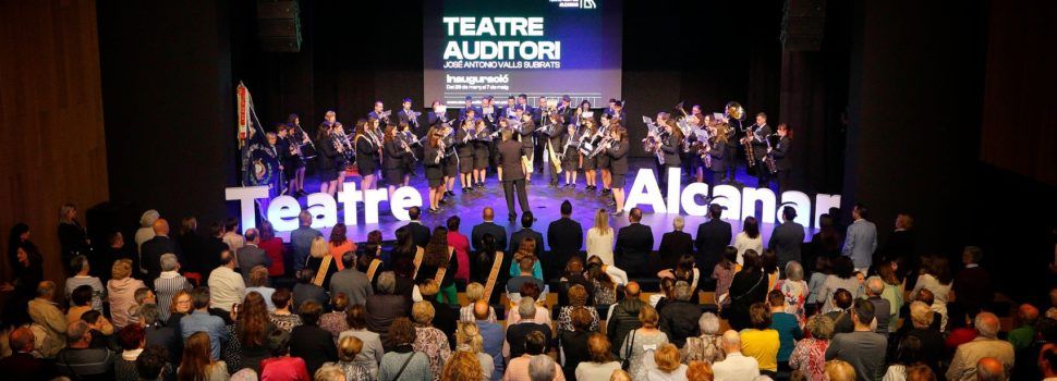 28 fotos de la inauguració del Teatre Auditori José Antonio Valls Subirats d’Alcanar
