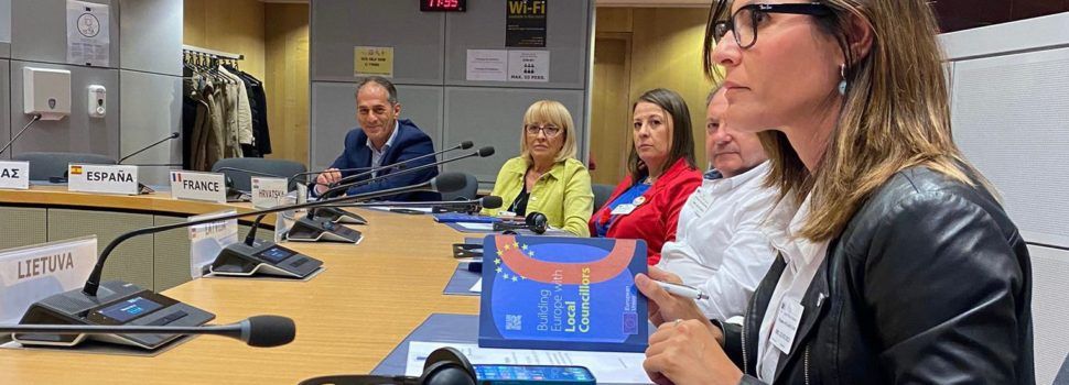 La alcaldesa de Canet lo Roig participa en Bruselas en unas jornadas sobre el papel de las autoridades locales