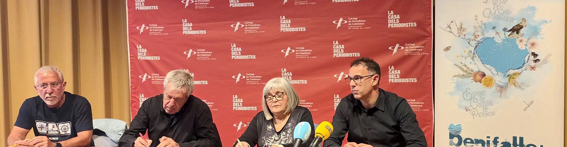 ‘UN-I-VERS l’Ebre riu de Poesia’ és una trobada creativa d’arts relacionades amb la poesia
