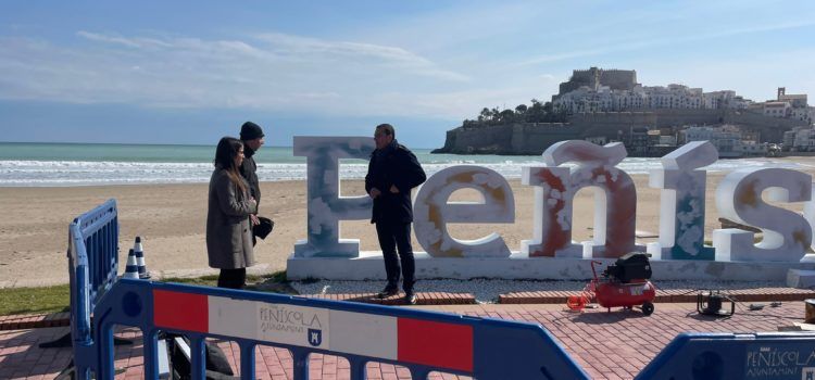 Peníscola es prepara per a l’inici de la temporada