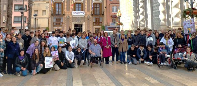 Benicarló reivindica la igualtat de gènere en el Dia de la Dona