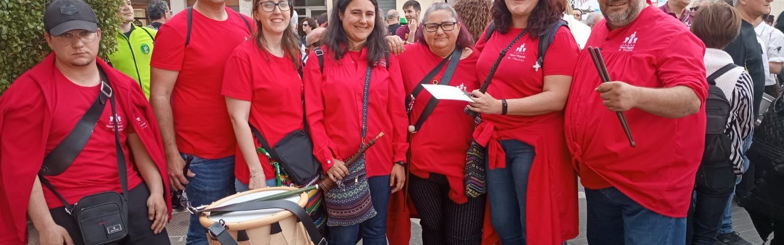 Vídeo i fotos: La Colla de Nanos i Gegants de Vinaròs, a El Verger