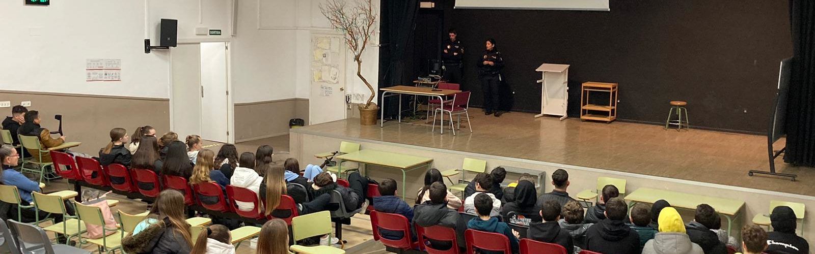 Xerrades de prevenció i conscienciació a l’IES Leopoldo Querol