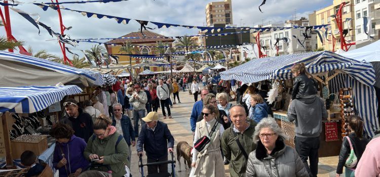 Les visites a la Tourist Info de Vinaròs en Setmana Santa augmenten un 33% respecte al 2022