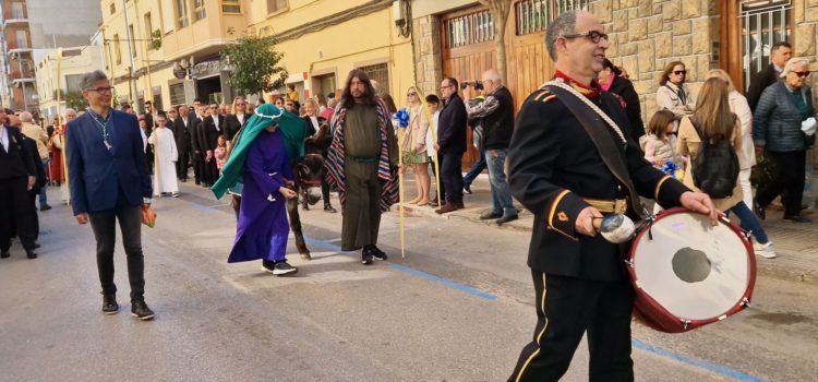 Benedicció de Rams a la parròquia Santa Magdalena amb processó de la “borriquilla”