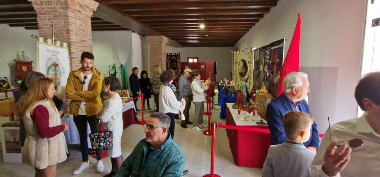 Exposició de Setmana Santa i les seues miniatures