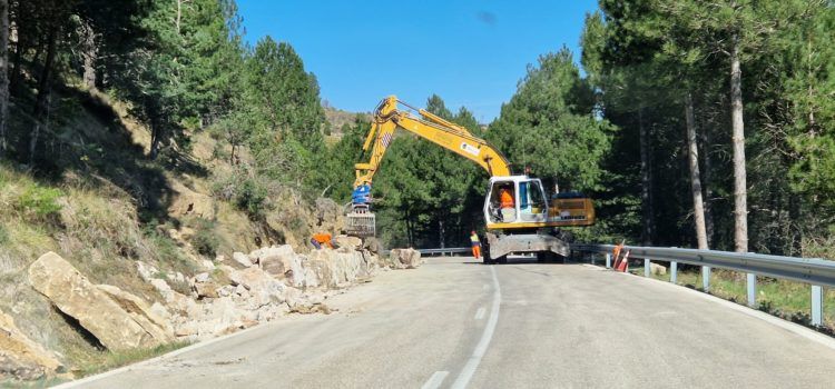 Avancen les obres de millora de la carretera de Vallibona