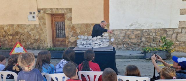 El Festival Internacional de Titelles arranca a Els Ports superant expectatives
