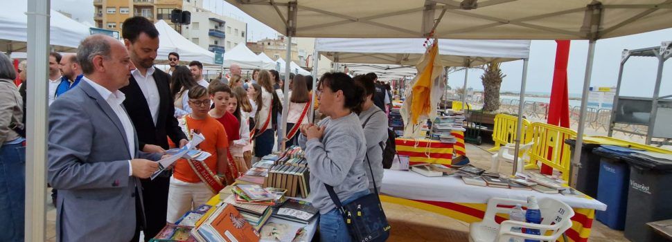 La XXI Fira del Llibre de Vinaròs, en vídeo i fotos