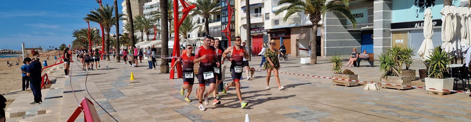 550 atletes en la XXXVIII Triatló de Vinaròs