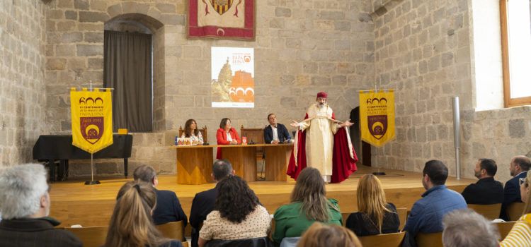 Fotos de la primera jornada dedicada al Papa Luna a Peníscola