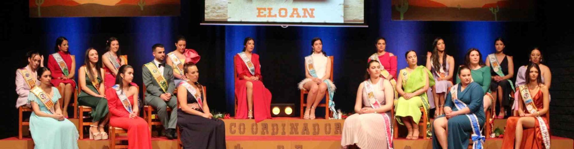 Benicarló exalta a las damas de las peñas