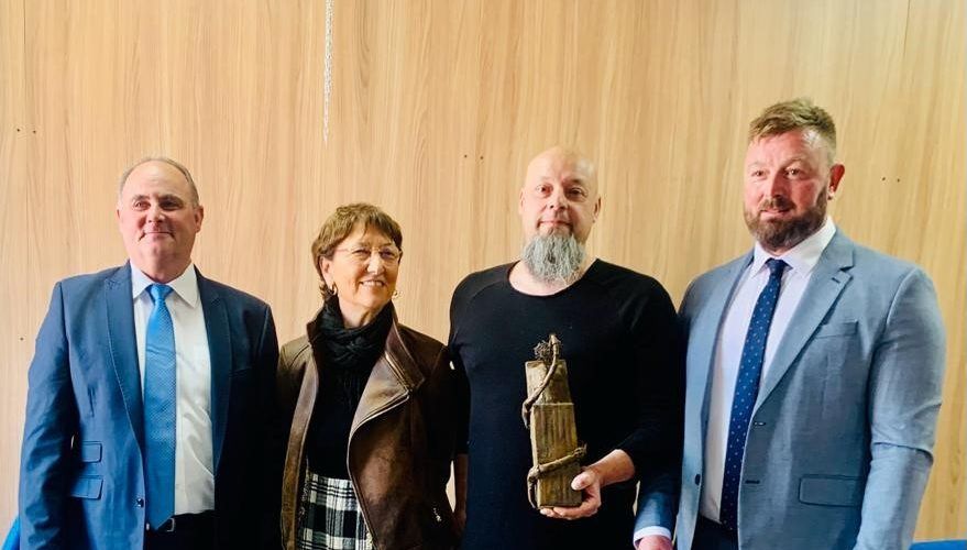 Josep Antoni García Bel gana el I Certamen de Escultura del Ayuntamiento de Sant Jordi