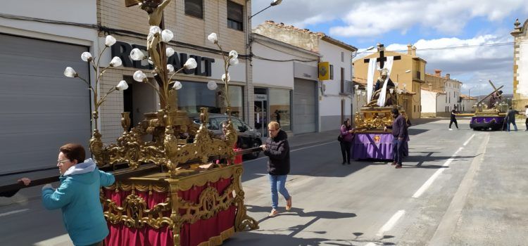 Els passos de Setmana Santa ja dormen a l’Església Parroquial de Vilafranca