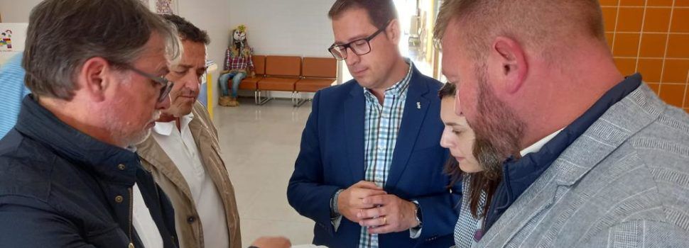 El Ayuntamiento de Sant Jordi acuerda con la Conselleria de Educación que construya ya el nuevo colegio