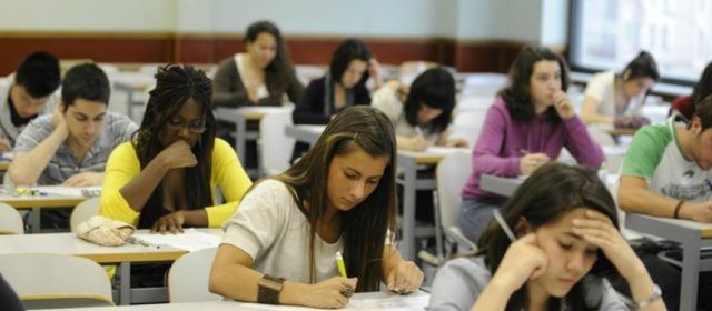La Junta Qualificadora de Coneixements de Valencià convocarà 43.000 places per a les proves de valencià