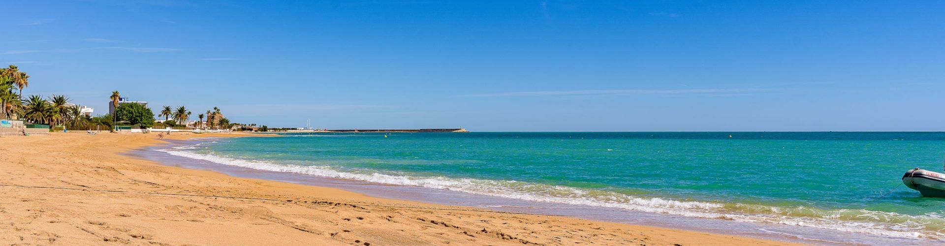 Surt a licitació el xiringuito de la platja de la Caracola per a la temporada estival