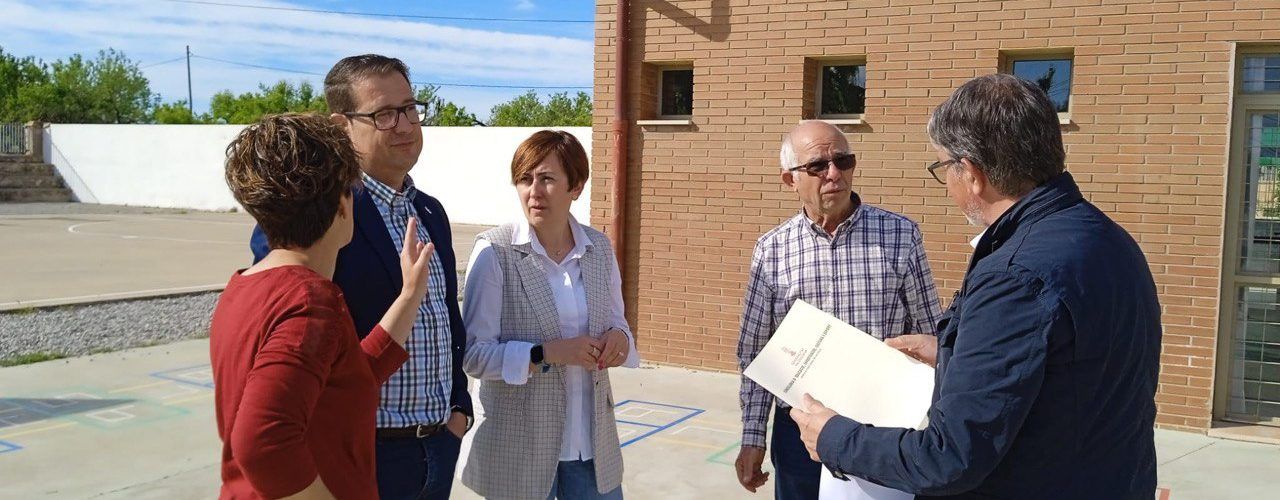 Estudien millores per l’aulari de La Jana del CRA Araboga