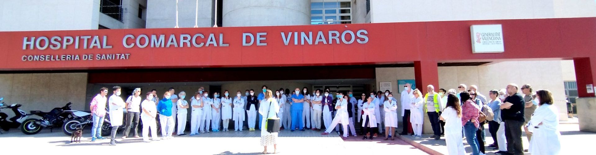 Concentración en el Hospital de Vinaròs en defensa de las áreas y especialidades de difícil cobertura