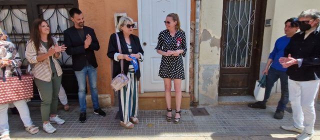 Vinaròs col·loca una “pedra de la memòria” davant de la casa de Francesc Batiste Baila