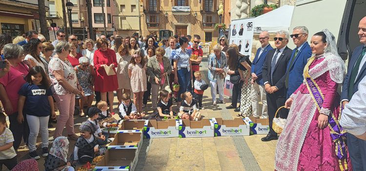 Benicarló celebra la misa en honor a San Isidro
