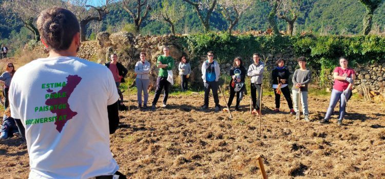 Àlex Torres Tomàs, Fermín Sales Segarra i Connecta Natura guanyen els Premis Maestrat Viu a la iniciativa anual 2023