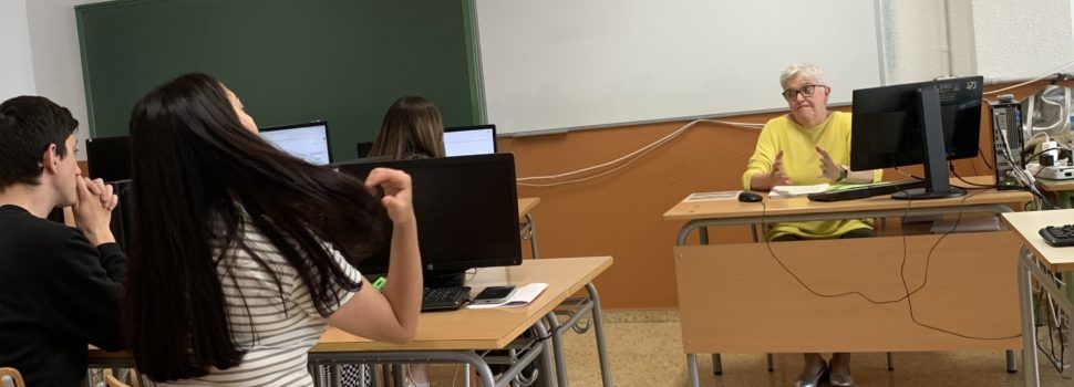 Xerrada al Coromines de Benicarló sobre legislació de Consum per Carmen Ayza, de l’OMIC de Vinaròs