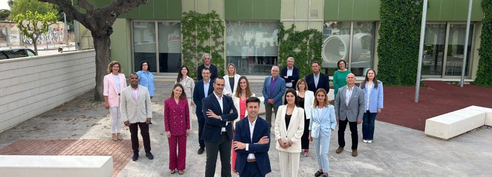El socialista Ilde Añó presenta el seu equip per a governar Benicarló