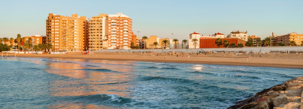 El Morrongo i la Caracola renoven un any més les dos banderes blaves per a Benicarló