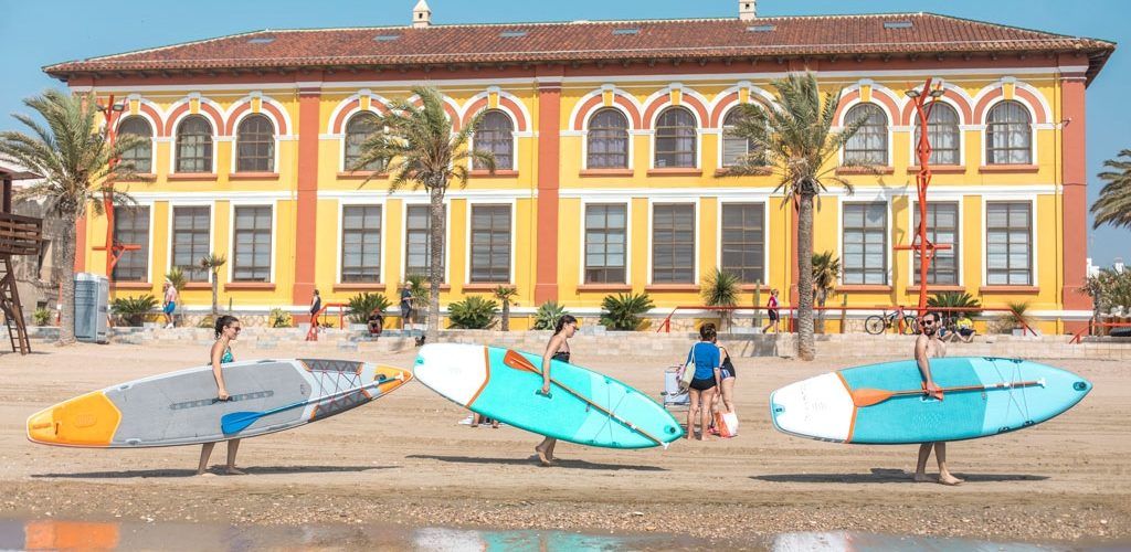 L’Ajuntament licitarà aquest any un servei de paddle surf a la Costa Nord