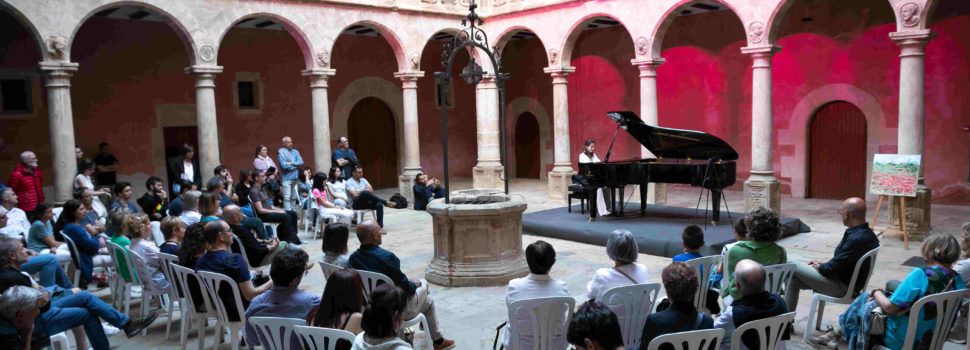 Gran resposta del públic a la segona edició del Festival Toca’m que ha inundat de música de piano els carrers i places de Tortosa