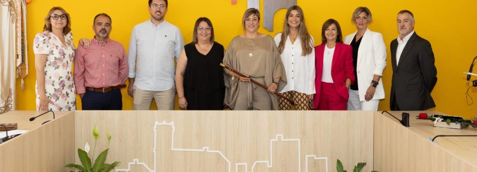Ernestina Borràs és investida de nou com alcaldessa de Càlig