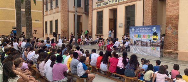 Fi de curs al col·legi Misericòrdia amb jocs, graduació i molt més