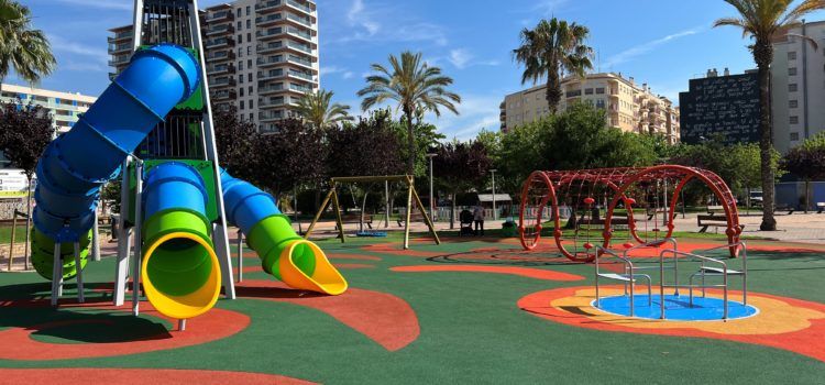 Finalitzen les obres d’adequació del parc infantil de la plaça d’Espanya