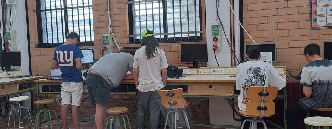 Repte multidisciplinar en 1r de Formació Professional al Leopoldo Querol