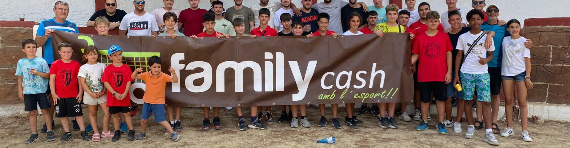 El Balonmano Vinaròs acaba la temporada amb paella al “tentadero de la Pan y Toros”