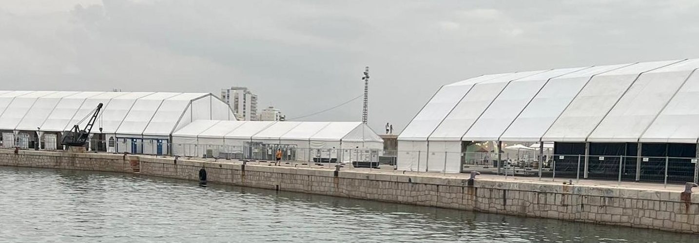 L’envelat del Platjafest pren forma