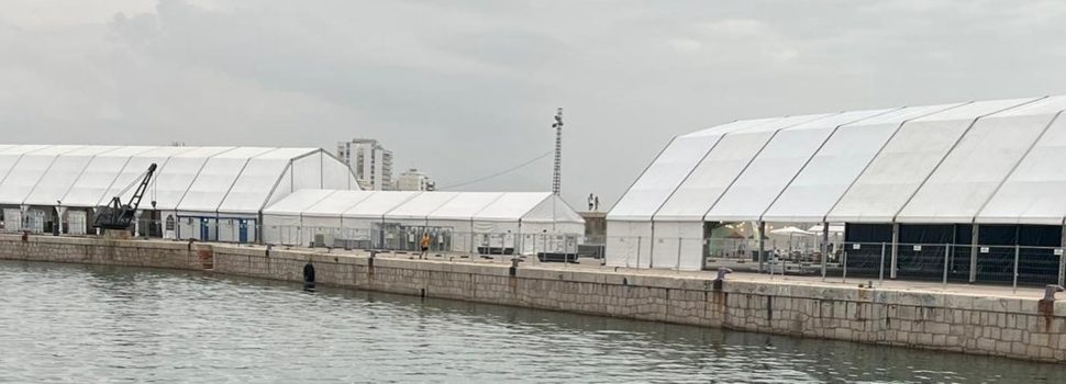 L’envelat del Platjafest pren forma