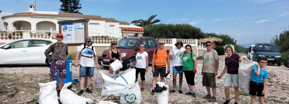 Apnal-EA recoge 200 kg. de residuos en la playa del Surrach de Benicarló