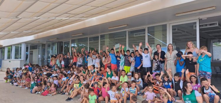 L’Escola d’Estiu d’Alcalà-Alcossebre compta amb més de 280 xiquets i xiquetes